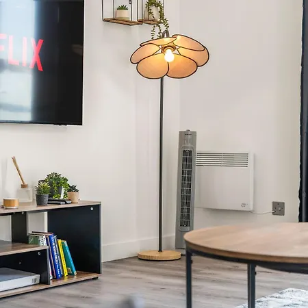 Penthouse With Hot Tub & View Of Minister Apartmán York