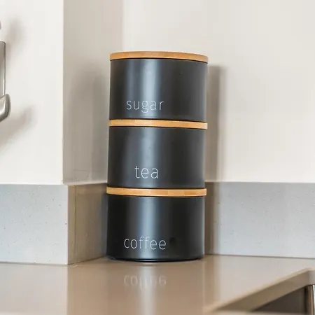 Penthouse With Hot Tub & View Of Minister