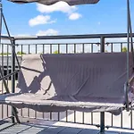 Penthouse With Hot Tub & View Of Minister Апартаменты *