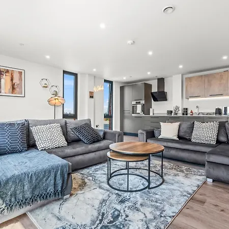 Penthouse With Hot Tub & View Of Minister Apartamento