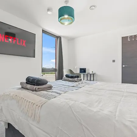Penthouse With Hot Tub & View Of Minister Appartement York