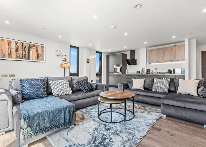 Penthouse With Hot Tub & View Of Minister Apartament