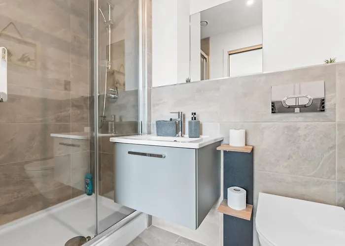 Penthouse With Hot Tub & View Of Minister York