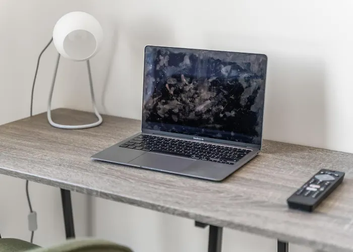 Penthouse With Hot Tub & View Of Minister *